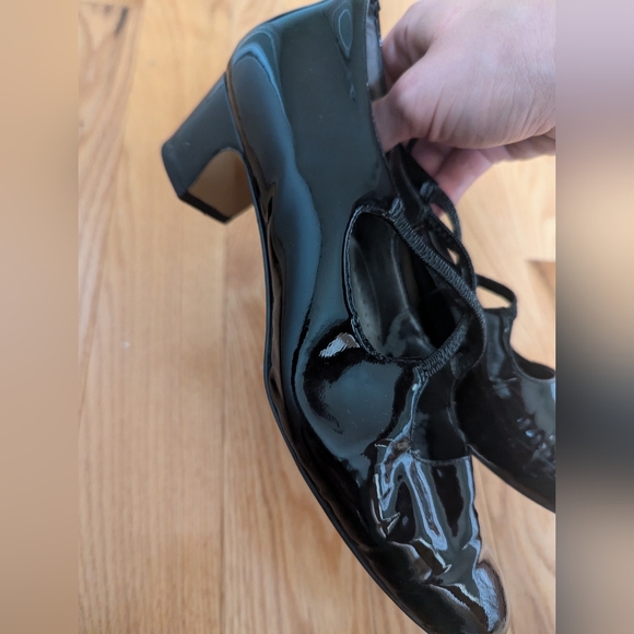Black Patent Heels with Cross Mary Jane Style - Picture 10 of 13